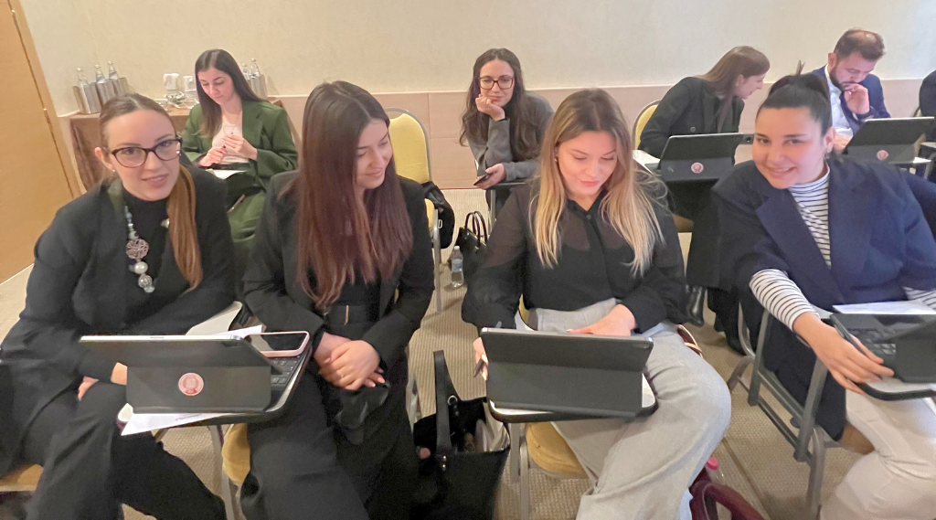 Certificazione EFPA ottenuta dai consulenti di Enrico Cantù Assicurazioni