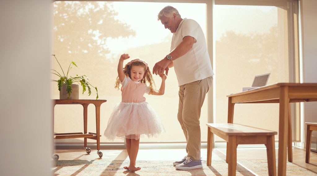 Immagine che contiene persona, Viso umano, sorriso, vestiti
Descrizione generata automaticamente
La nuova prevenzione: fisica, emotiva e organizzativa
